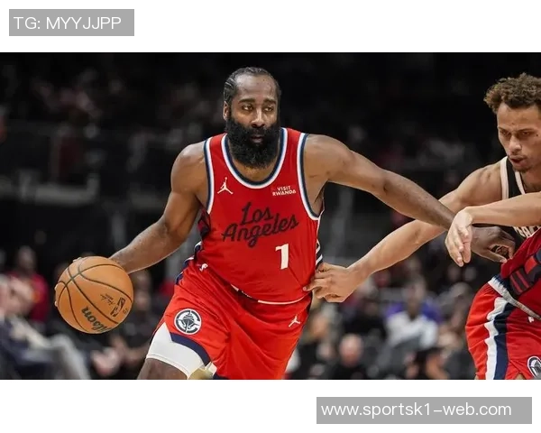 莱昂纳德下半场未首发巴图姆替补出场引发热议